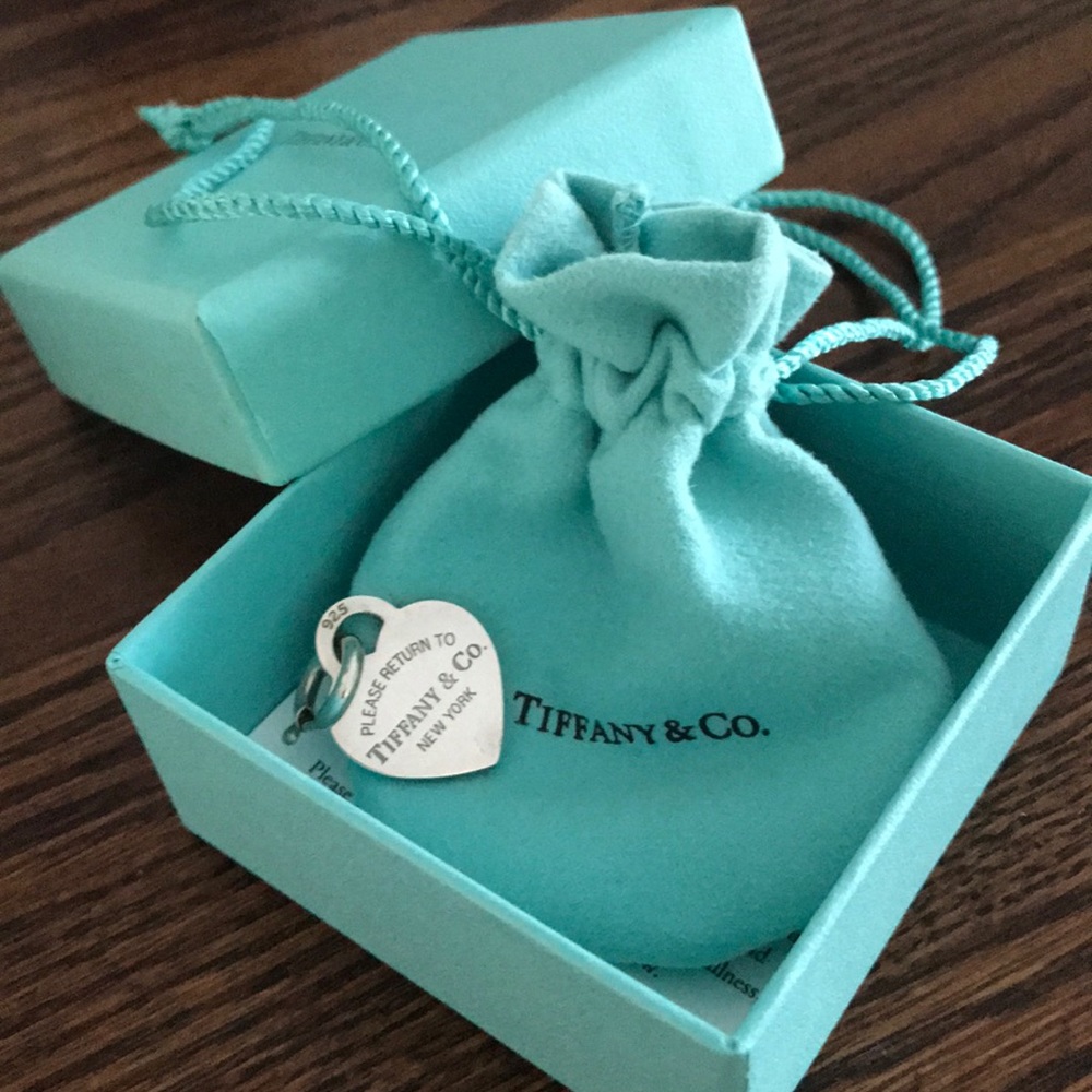 Tiffany and Co - Return to Tiffany pendant - Picture 5 of 5